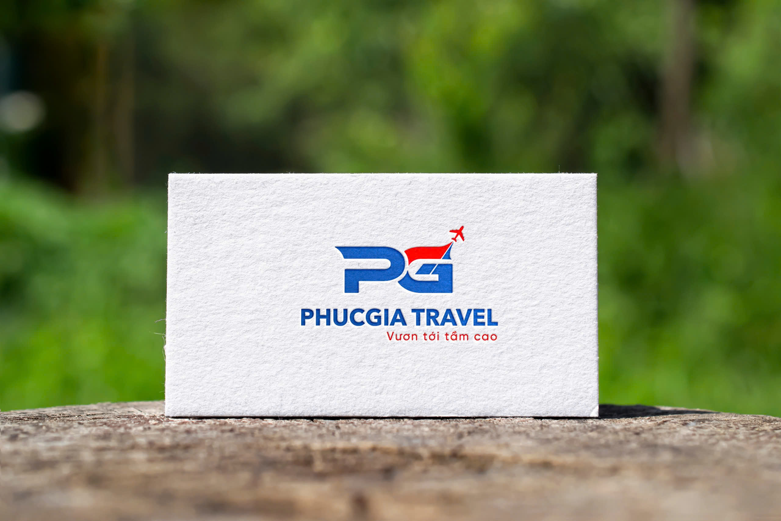 Phuc Gia Travel Logo